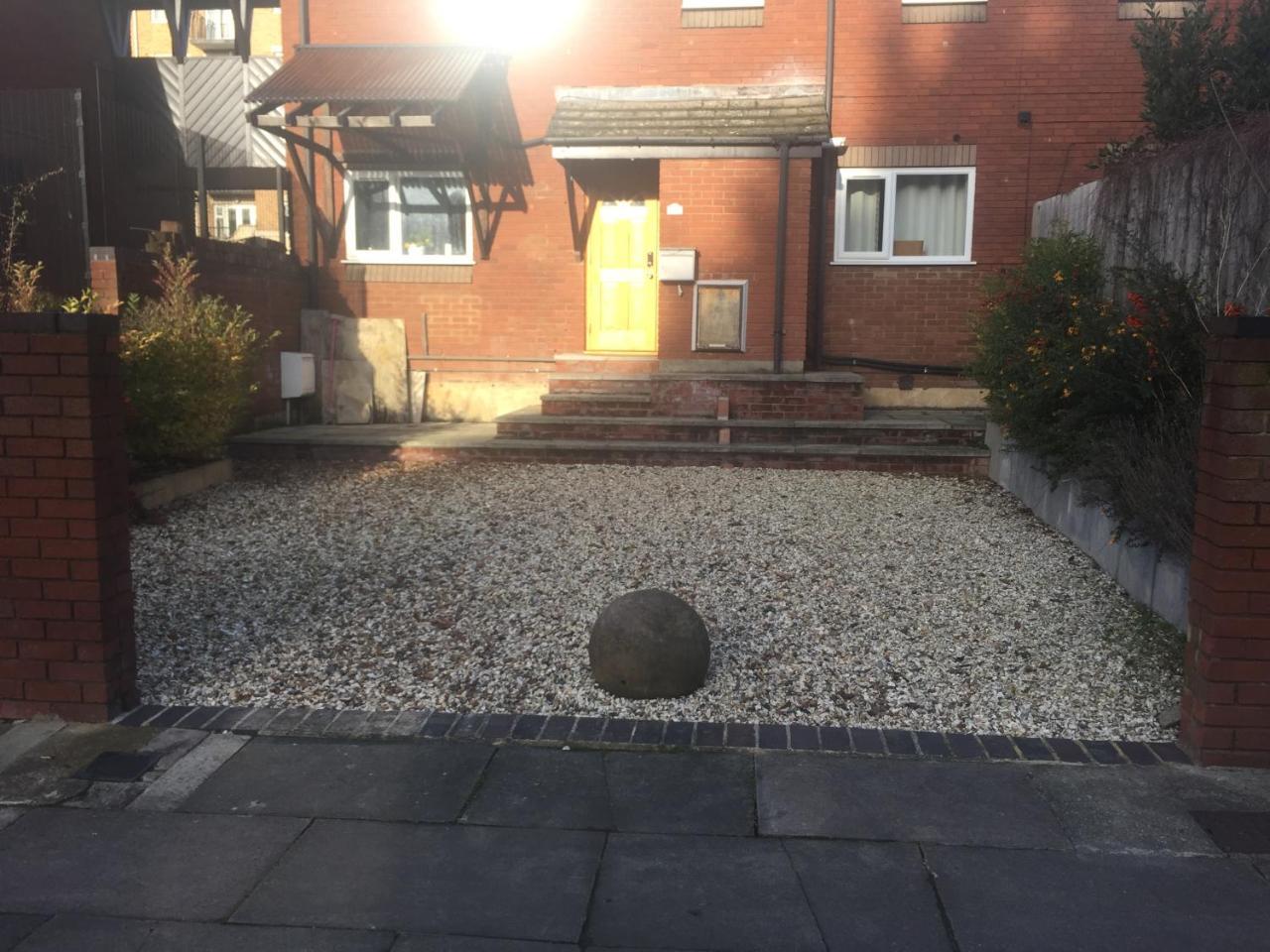 Riverside Guest house 4*