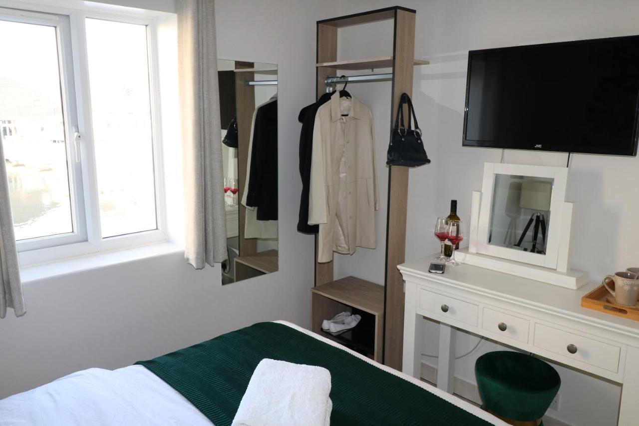 Guest house Riverside